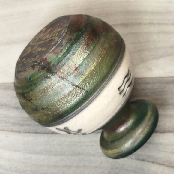 Christopher Matti Maui Hawaiian Petroglyph 2003 Raku Pottery Vase Art 4.25" - Picture 7 of 11